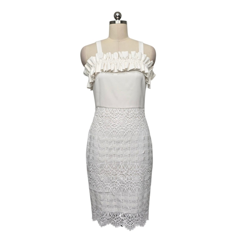Belle‎ Badgley Mischka White Lace Ruffle Cocktail Dress Size 4 Sheath Bridal